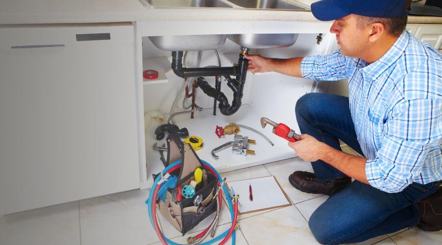 Local tankless water heater installation in Huntsville, MO